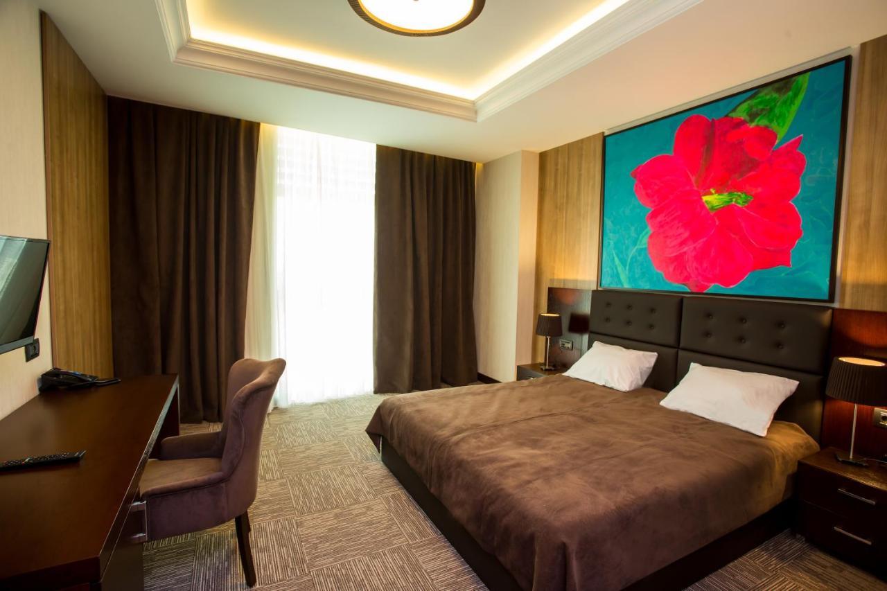 Azpetrol Hotel Qusar Exterior photo